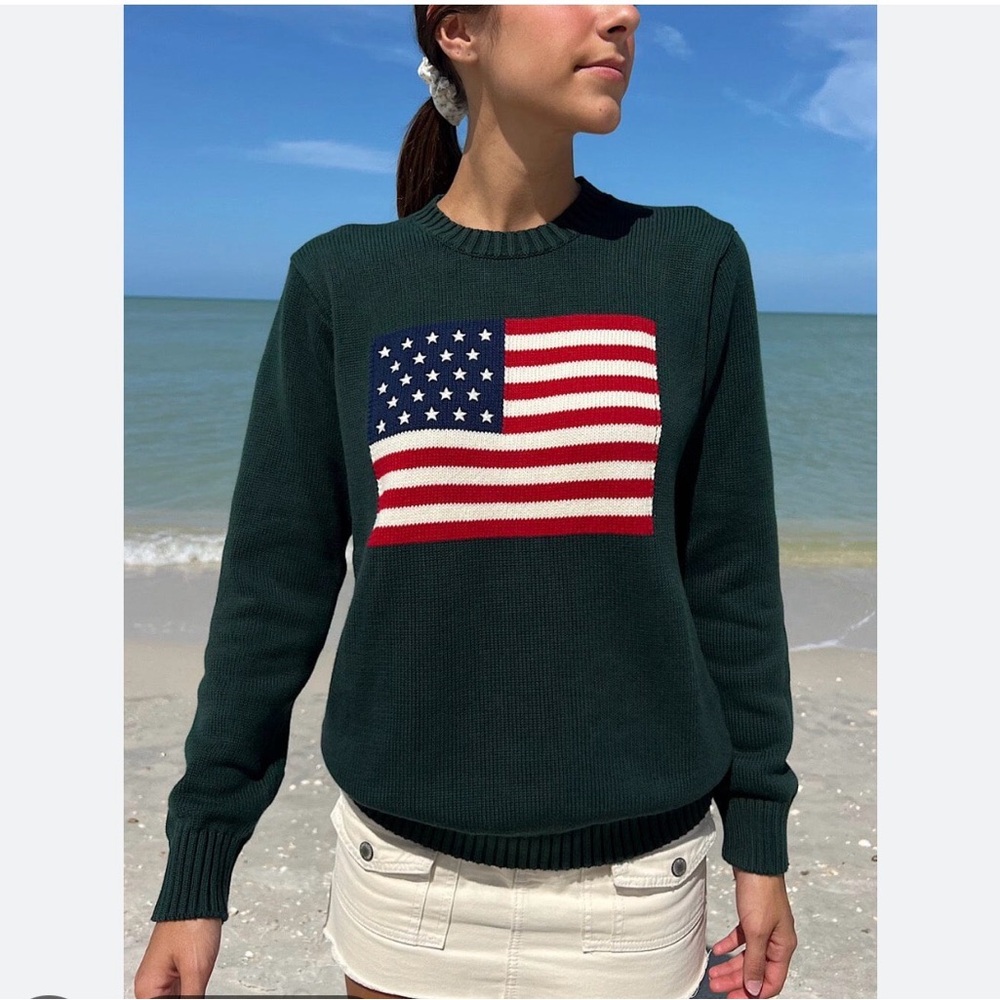 Brandy Melville Nico American Flag Sweater